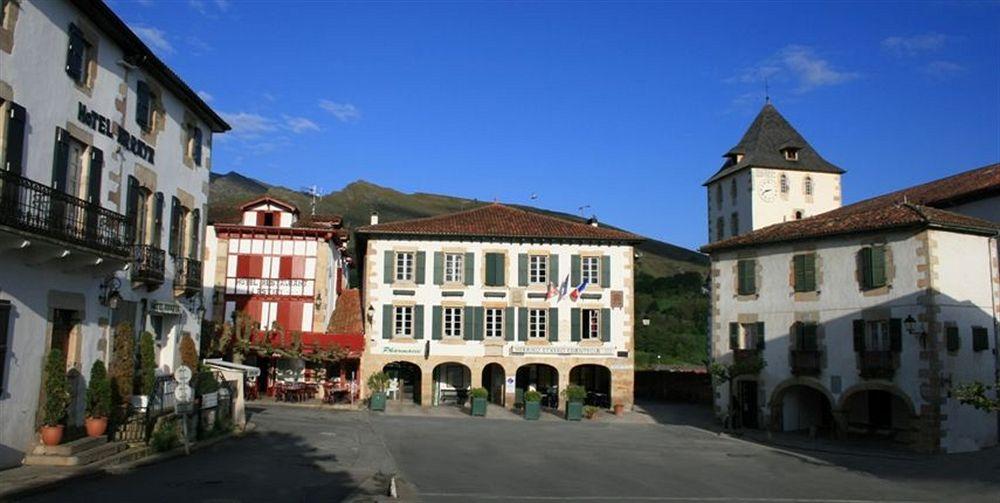 Arraya Hotel Sare Exterior photo